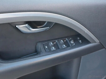 Volvo V70 T4F, automat, benzin, tazne, vyhrev, automat po GO - 15