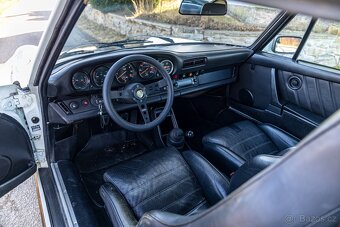 Porsche 911 930 Turbo - 15