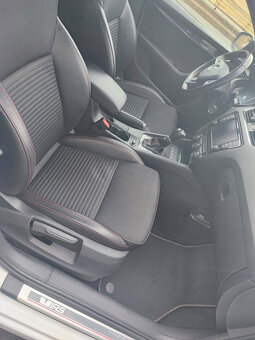 Škoda Octavia 3 RS combi 2.0TDi 135kW 4x4, Panorama, Webasto - 15