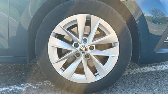 Škoda Octavia IV 2,0 TDI 110 kW DSG 4x4 tažné Webasto Matrix - 15