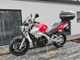 Suzuki gsr 600 super stav - 15