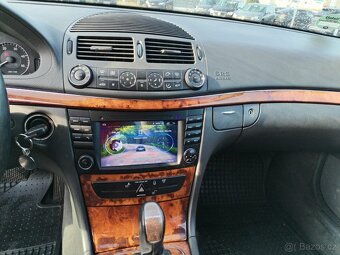 Mercedes Benz E220 - 15