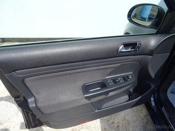 Volkswagen Golf 1.4i,90kW,S.kniha,aut.klima,ALU - 15