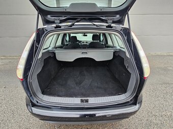 Ford Focus 1.6 74 kW benzín - 15