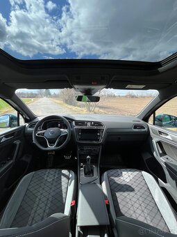 Tiguan R-Line 1.4 TSI eHybrid 180 kW - 15