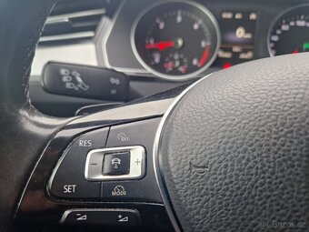 Volkswagen Passat 2,0 TDI 110kW DSG Highl R-line - 15