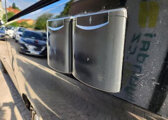 Hyundai H 1 2.5-DPH-4x4-OBYTNÉ s nástavbou1 - 15