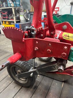 Soutěžní pluh Kverneland MZ + hattat c3065 - 15