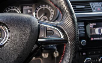 Škoda Octavia 3 Combi 2.0 TDI DPF RS - 15