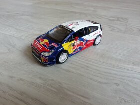 autíčka - modely Bburago 1/43 starší - 15