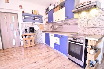 Prodej rodinného domu 250 m², pozemek 745 m² Luční, Spořice - 15