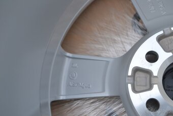 Š.Rapid/ Fabia 3 - NOVÝ zimní Alu komplet– 215/45R16 - 15