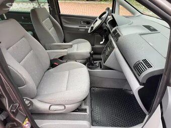 VW Sharan 2.0TDI 103kW,Webasto,Serviska,Tažné. - 15