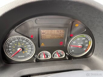 Iveco EUROCARGO 120E22 PLACHTA E5 - 15
