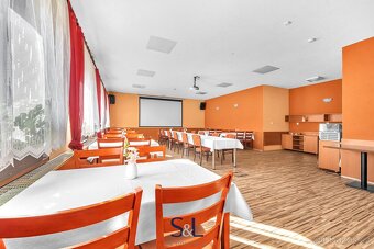 Prodej hotelu, 1 633 m2 - Hluboká nad Vltavou - Purkarec - 15