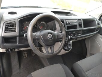 VOLKSWAGEN TRANSPORTER 2.0 TDi T6 - DPH - 76.000 km - 15