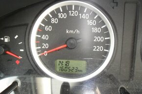 Niisan Almera 1.5i/72kW.r.2006, naj. 160.500 km - 15