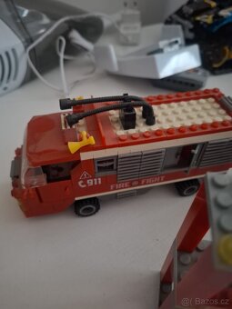 Prodám sestavené LEGO - 15