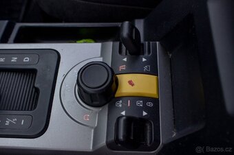 Land Rover Discovery HSE + Convenience Pack - 15