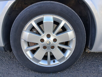 Renault Laguna Combi 2.0i 16V - 15