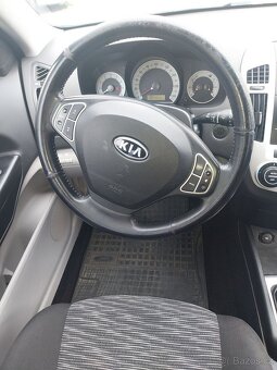 KIA cee´d combi 2008 - 15