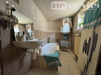 Exkluzivně nabízíme na prodej vícegenerační dům, 320 m2 - Do - 15