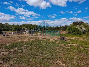 Stavební pozemek v Chýni – 1 240 m² s kompletními inženýrský - 15