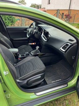 KIA XCeed GT-line 1.5T-GDi 118kW 7°DCT 2023 - 15