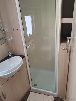 SWIFT STERLING ECCLES 90 CORAL,2010, VELKÁ KOUPELNA A POSTEL - 15