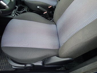 Ford Fusion - 15