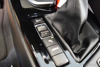 BMW X1 xDRIVE 25e M PAKET 162 kW 2021-DPH - 15
