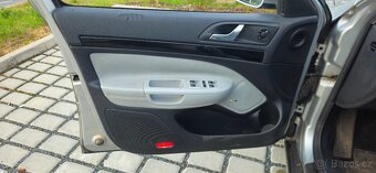 Škoda octavia 2 Laurin & Klement 4x4 - 15