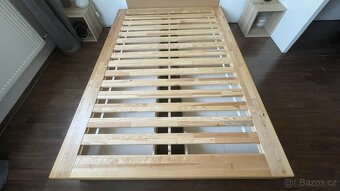 Dvoulůžková postel IKEA MANDAL 140 x 200 cm - 15