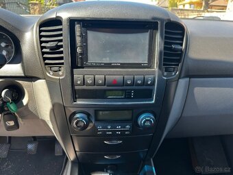 KIA Sorento 2.5 CRDi - 15