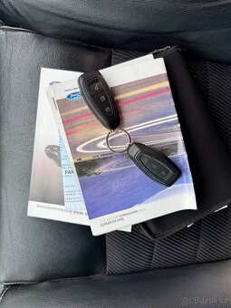 FORD S-MAX 2014 TOP VÝBAVA - 15