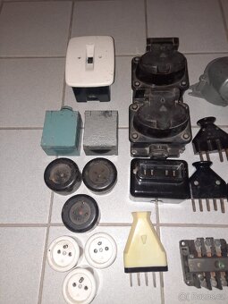 Retro zástrčka,vypínač,zásuvka 220/380V - 15