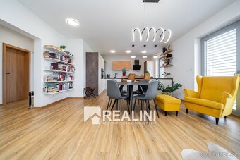 Prodej nového prostorného rodinné domu 4+KK v Bílově - 15
