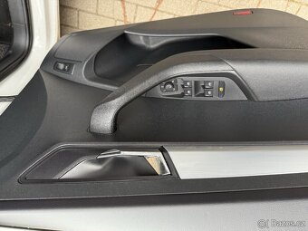 Karoq 1.6 TDI Style NAVIGACE - 15