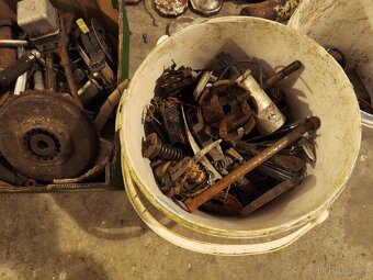 Díly Jawa, ČZ - 15