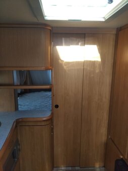 Karavan Hobby 560 Excelent - 15
