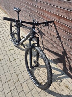 Horské kolo Superior XP 929 / Matte Black/White / 29 - 15