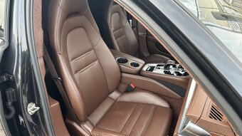 Porsche Panamera 4.0 V8 338kW GTS,Výbava,DPH - 15