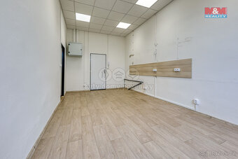 Pronájem kancelářského prostoru, 247 m²,Plzeň, ul. Korandova - 15