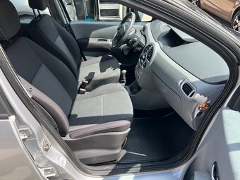 RENAULT GRAND MODUS 1.2i 1.MAJITEL SERVISKA TAŽNÉ 2 SADY KOL - 15