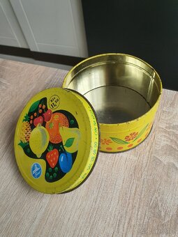 Retro plechovka sfinx,oplatky - 15