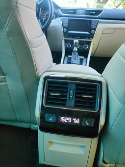 Škoda Superb III combi DSG 2,0 TDI - 15