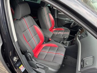 Volkswagen Sharan 2.0 TDI 125kW Match Navigace Kamera Tažné - 15