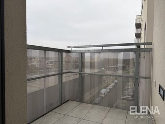 Pronájem bytu 4+kk 128 m² Zvěřinova, Praha - Strašnice - 15
