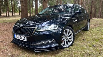 Škoda Superb Individual,DSG,BSR,kamera,Matrix,TOP STAV - 15