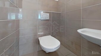 Prodej vícegeneračního domu 5+kk (207 m²) na pozemku 1499 m2 - 15